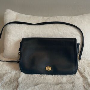 Rare Coach City Black Leather Crossbody Bag